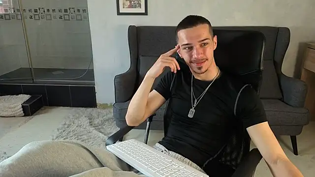 KaydenDrew online show from 06-23-26, 04:21