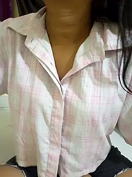 Geeta rani79 online show from 03-25-26, 10:21