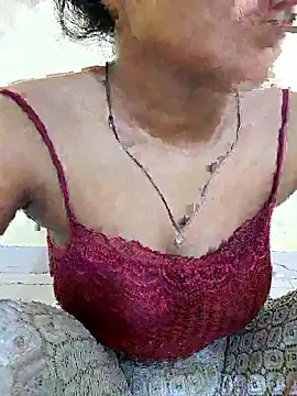Snapshot of Geeta_rani79 chatting on 04-25-26, 01:19 Geeta rani79 online show from 04-25-26, 01:19