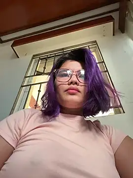Snapshot of Aljycatx chatting on 04-15-26, 07:37 Aljycatx online show from 04-15-26, 07:37