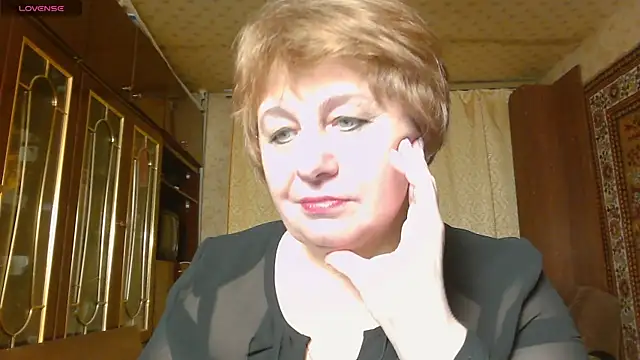 Casey peach online show from 01-14-26, 05:07