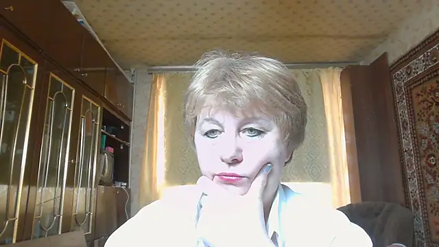 Casey peach online show from 03-17-26, 07:23