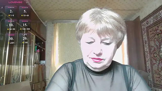 Casey peach online show from 05-04-26, 05:25