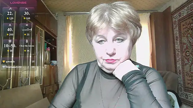 Casey peach online show from 05-06-26, 07:13