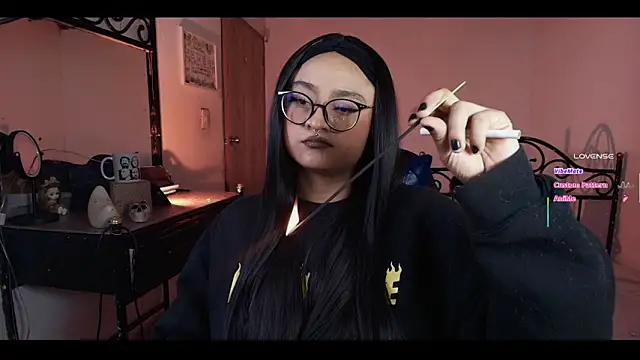 sofitabares  online show from 03-03-26, 08:48