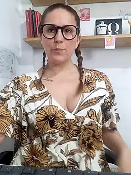 SofiEsteves online show from 03-17-26, 01:47