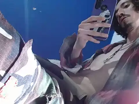 sk8-boy online show from 12-16-25, 06:02