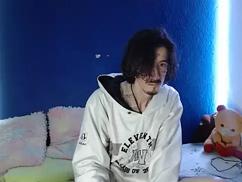 sk8-boy online show from 01-05-26, 10:57