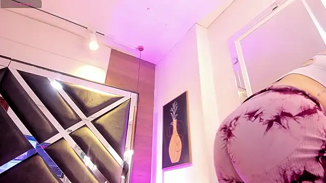 PamelaRed  online show from 03-17-26, 04:54