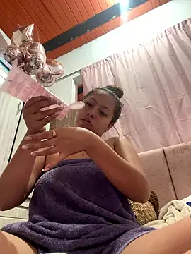 Emily joee  online show from 01-07-26, 04:42