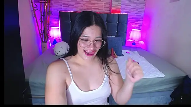 Valeri hot22 online show from 05-09-26, 08:47