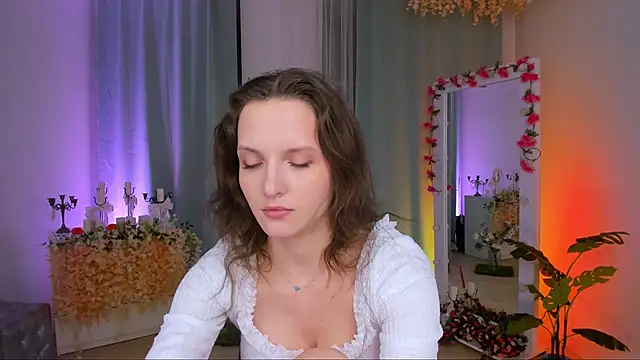 Snapshot of Ariadna_Shy chatting on 03-22-25, 05:17 Ariadna Shy online show from 03-22-25, 05:17