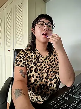 Jasmin switch online show from 07-28-26, 03:21