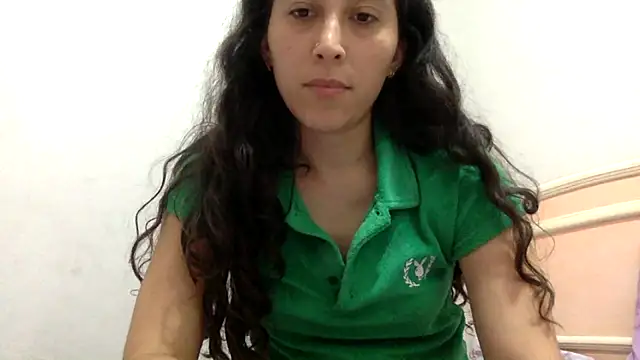 LatinDoll8 online show from 06-12-26, 12:20