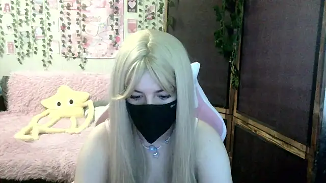 MysticYumiko online show from 04-20-26, 07:22