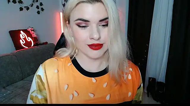 Ariana Saint online show from 04-01-26, 05:21