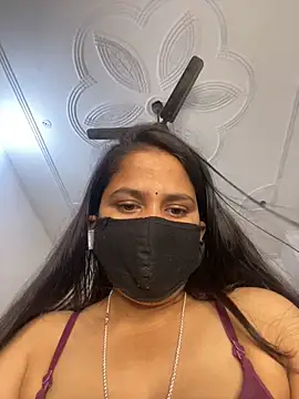 missmisha01 online show from 12-18-25, 02:17