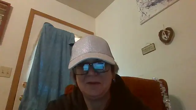 becky1111 online show from 04-24-26, 02:41
