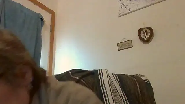 becky1111 online show from 05-04-26, 02:24