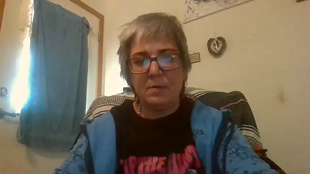 becky1111 online show from 05-05-26, 07:11