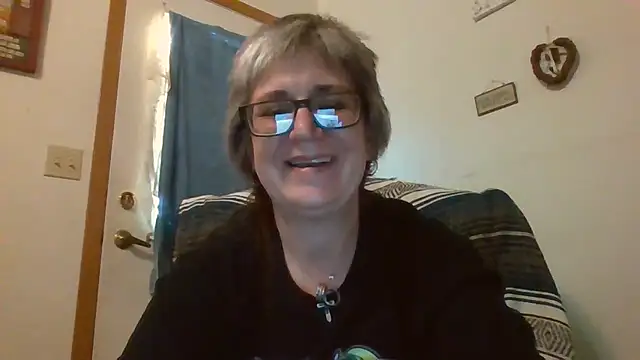becky1111 online show from 05-16-26, 12:40