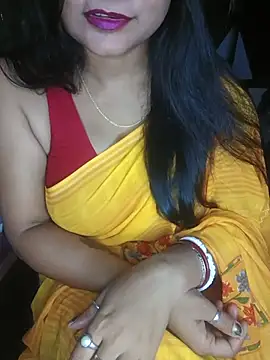Snapshot of MAHI066 chatting on 06-16-26, 07:33 MAHI066 online show from 06-16-26, 07:33