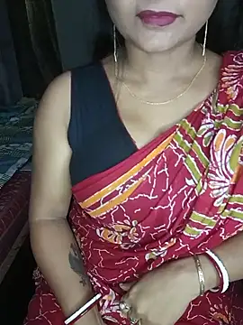 Snapshot of MAHI066 chatting on 06-18-26, 05:41 MAHI066 online show from 06-18-26, 05:41