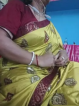 Snapshot of MAHI066 chatting on 07-05-26, 06:15 MAHI066 online show from 07-05-26, 06:15