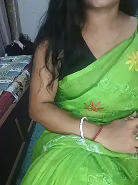Snapshot of MAHI066 chatting on 07-23-26, 04:10 MAHI066 online show from 07-23-26, 04:10