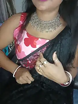 Snapshot of MAHI066 chatting on 08-09-26, 03:28 MAHI066 online show from 08-09-26, 03:28