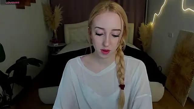 anora baby online show from 02-06-26, 07:39