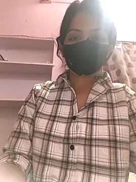 Snapshot of kinsu4763 chatting on 02-26-26, 02:43 kinsu4763 online show from 02-26-26, 02:43