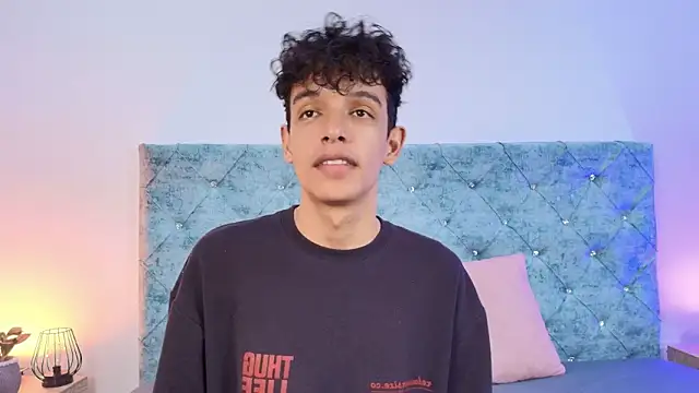 maxfrost 1 online show from 02-08-26, 07:17