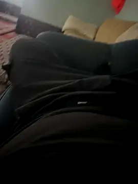 Snapshot of efealsnck chatting on 12-18-25, 11:38 efealsnck online show from 12-18-25, 11:38