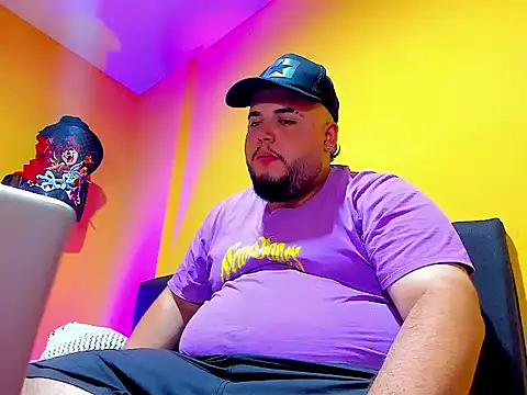 gainer chubby hot online show from 12-22-25, 01:13