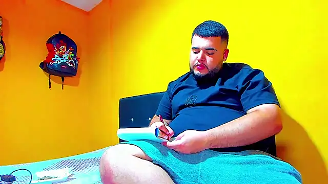 gainer chubby hot online show from 01-06-26, 11:29