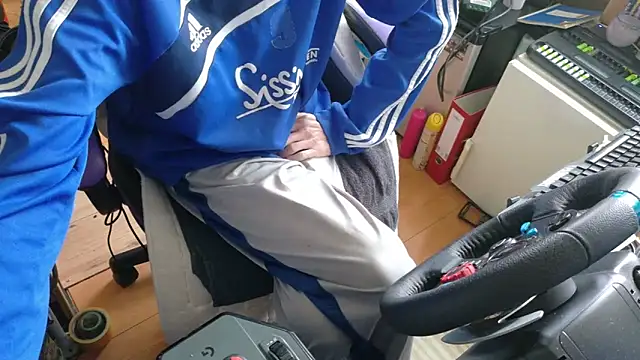 Gay-Versaut online show from 02-09-26, 12:20