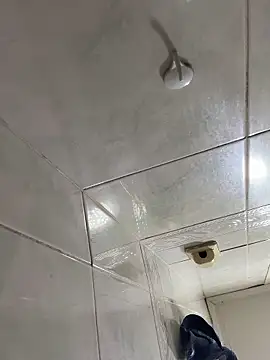 Snapshot of Ayh0025 chatting on 03-26-26, 03:45 Ayh0025 online show from 03-26-26, 03:45