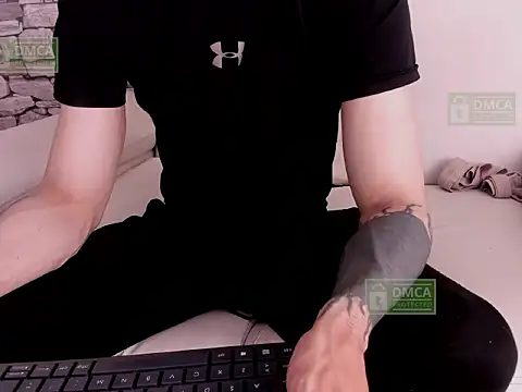 Ink Hung online show from 02-08-26, 09:40