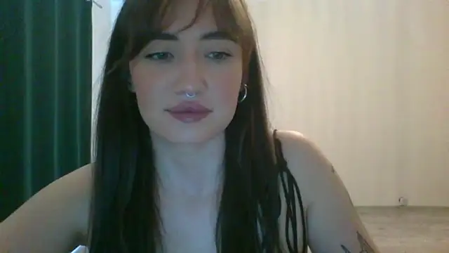 Snapshot of LexiSpicy chatting on 04-23-26, 03:25 LexiSpicy online show from 04-23-26, 03:25