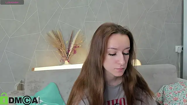 Hi  Karuuu online show from 02-05-26, 01:32