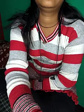 Snapshot of QWEEN7B chatting on 12-20-25, 01:51 QWEEN7B online show from 12-20-25, 01:51