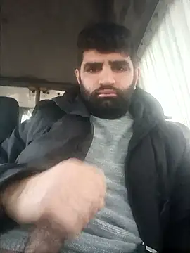 Snapshot of musa27272 chatting on 01-12-26, 01:27 musa27272 online show from 01-12-26, 01:27