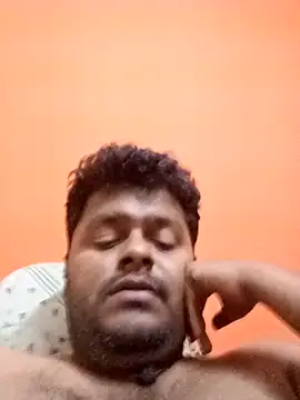 Snapshot of yourwellman chatting on 03-10-26, 05:18 yourwellman online show from 03-10-26, 05:18