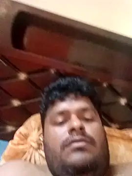 Snapshot of yourwellman chatting on 03-13-26, 12:23 yourwellman online show from 03-13-26, 12:23