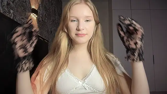 Kristy mysti online show from 12-22-25, 06:16