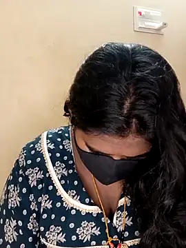 sirisha  9 online show from 04-12-26, 12:37