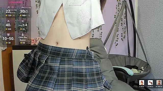 Snapshot of Yoonhee_ki chatting on 04-30-26, 01:06 Yoonhee ki online show from 04-30-26, 01:06