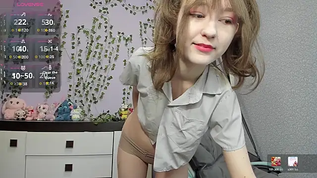 Snapshot of Yoonhee_ki chatting on 05-01-26, 12:43 Yoonhee ki online show from 05-01-26, 12:43