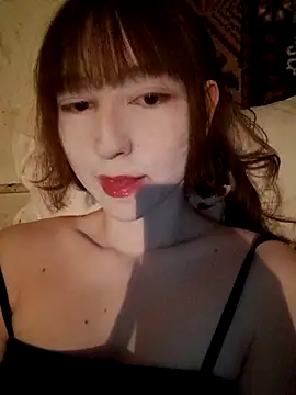 Snapshot of Yoonhee_ki chatting on 05-08-26, 09:20 Yoonhee ki online show from 05-08-26, 09:20